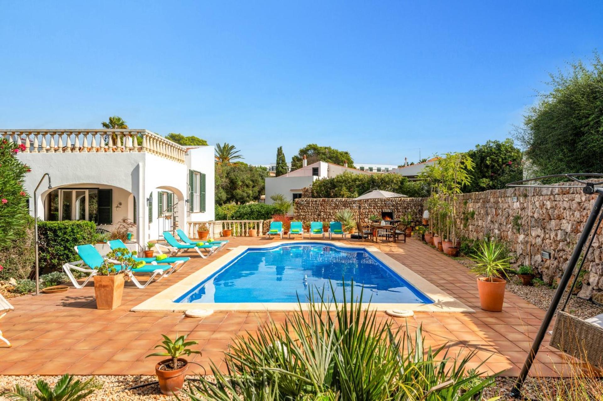 Palmeras By * Es Canutells